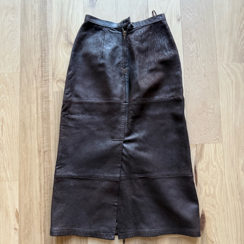 Vintage Banana Republic Dark Brown Leather Skirt. YSL & Gucci Style